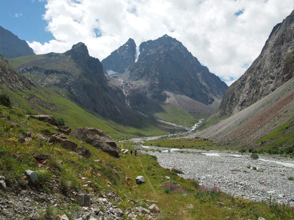 Kirgizsko - Červené kaňony Kok Moynok